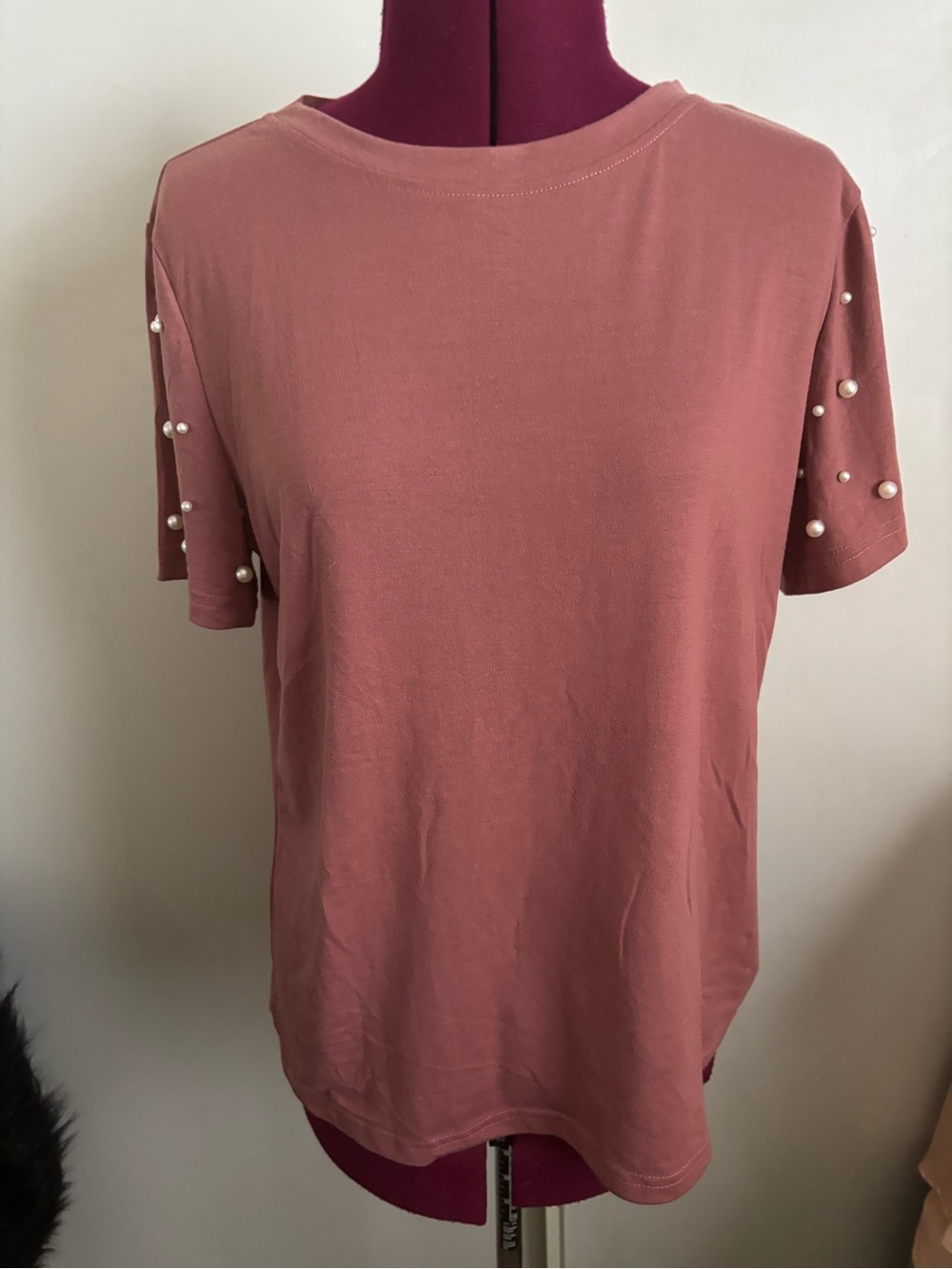 EUC SHEIN Pearl-Embellished Dusty Rose Short Sleeve Top, Size Large